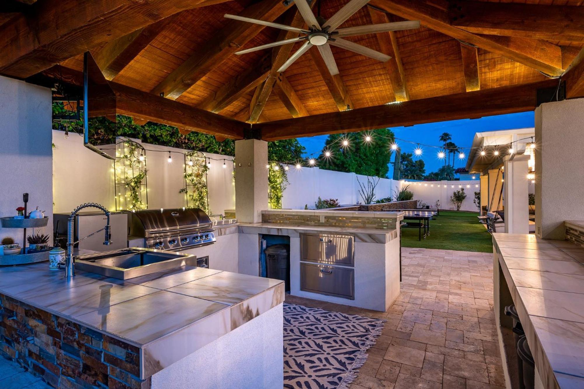 Outdoor Retreat Games And Fitness Make For Vacation Vibes *